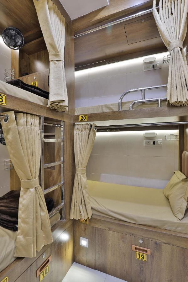 Rest Inn Dormitory Vadodara Luaran gambar