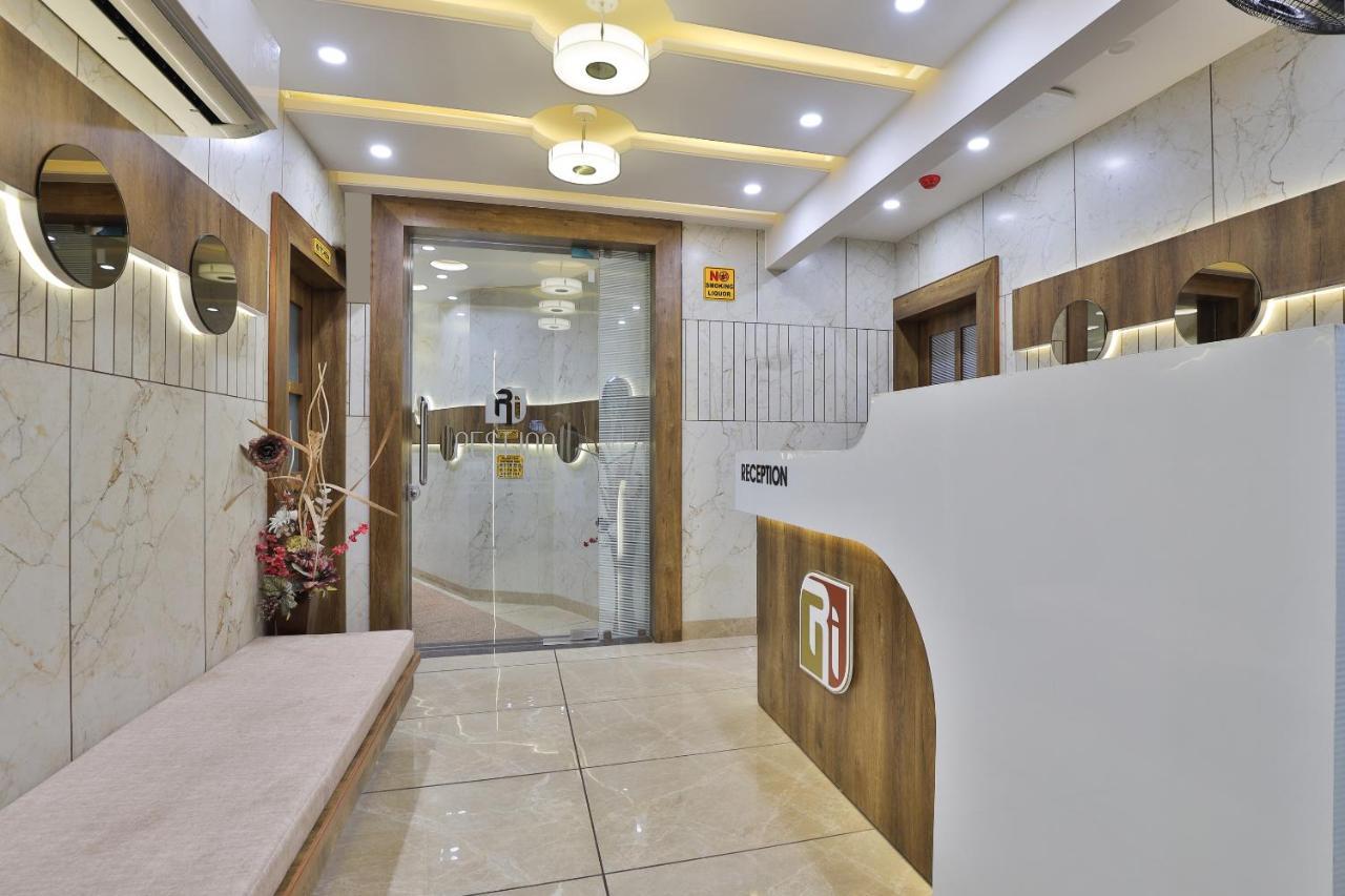 Rest Inn Dormitory Vadodara Luaran gambar